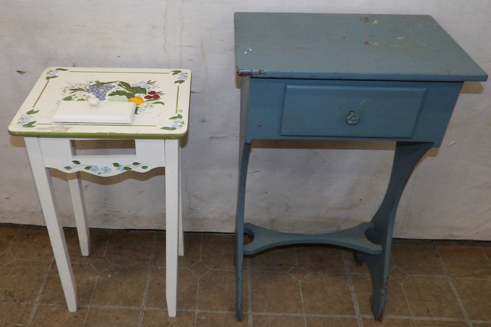 2 painted one drawer stands  (1 of 5)