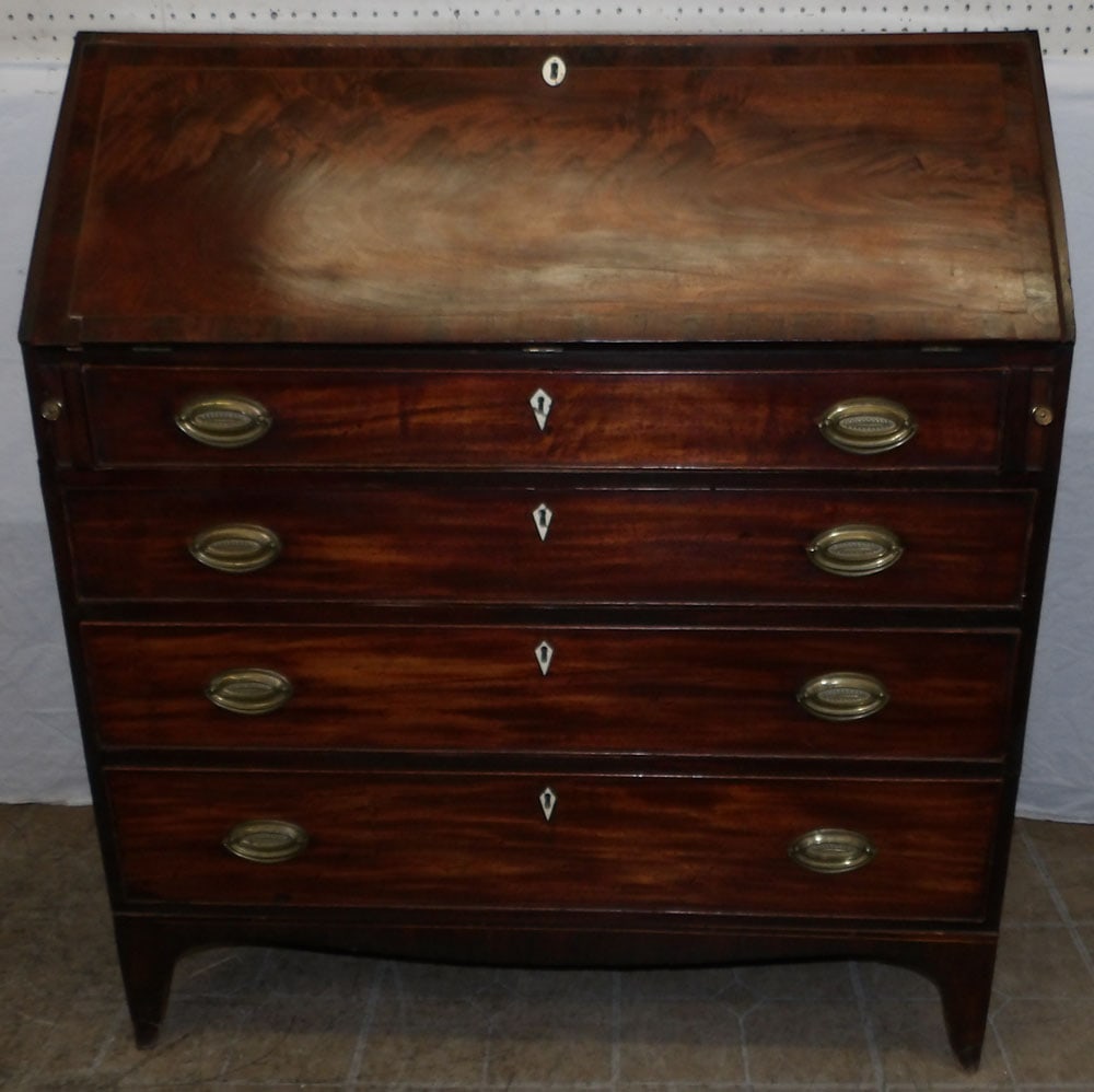 19th Century Mahogany Inlaid Slant Front Desk : 19th Century Mahogany Inlaid Slant Front Desk . 44 1/4" H 39 1/2" W 21" D