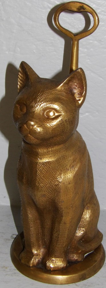 Mid Century Cast Brass Sitting Cat Door Stop (1 of 3)