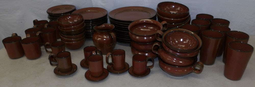81 Pieces Potts Seagrove NC Art Pottery  (1 of 6)