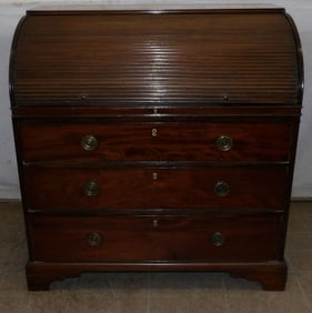 19th Century English Mahogany Cylinder Roll Desk
