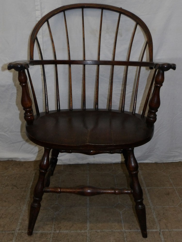 Antique Oak Comb Back Windsor Arm Chair  (1 of 5)