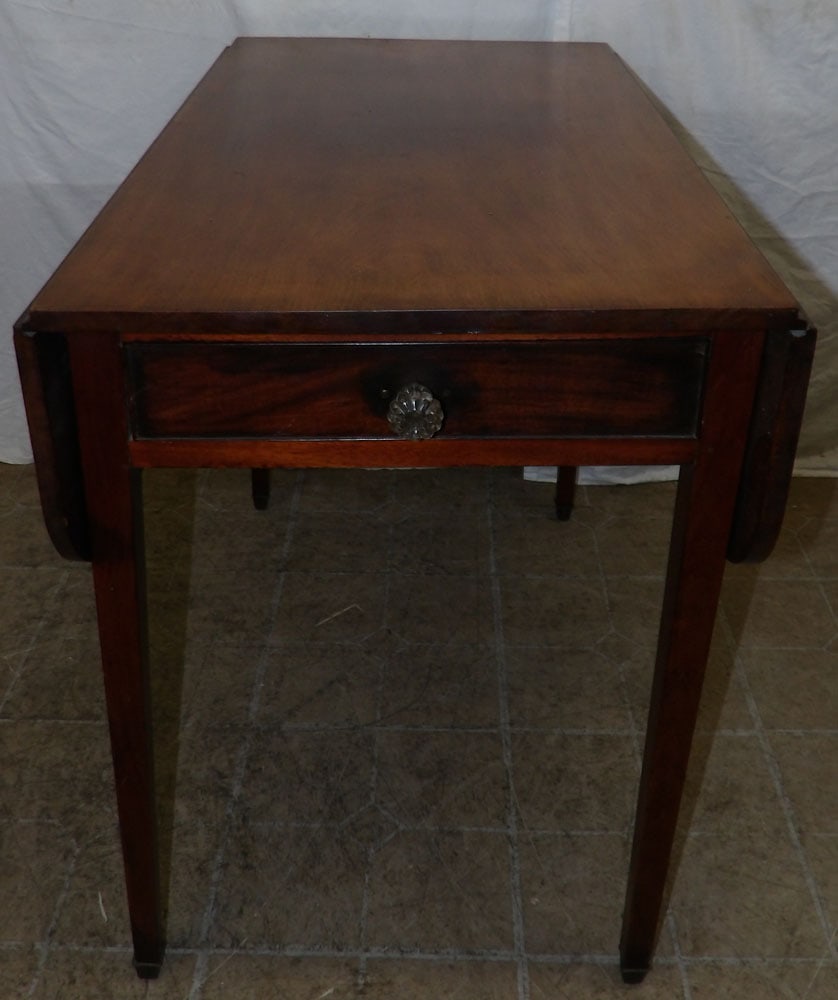 19th Century Mahogany Drop Leaf Table  (1 of 5)