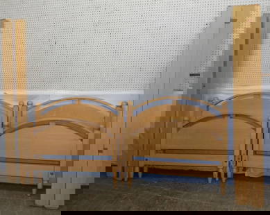 Pair of Modern Maple Twin Beds by Ethan Allen : Pair of Modern Maple Twin Beds by Ethan Allen . 41" H 42 3/4" W