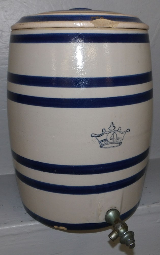 Antique Stoneware Four Gallon Water Cooler, (Chip on Lid) (1 of 4)
