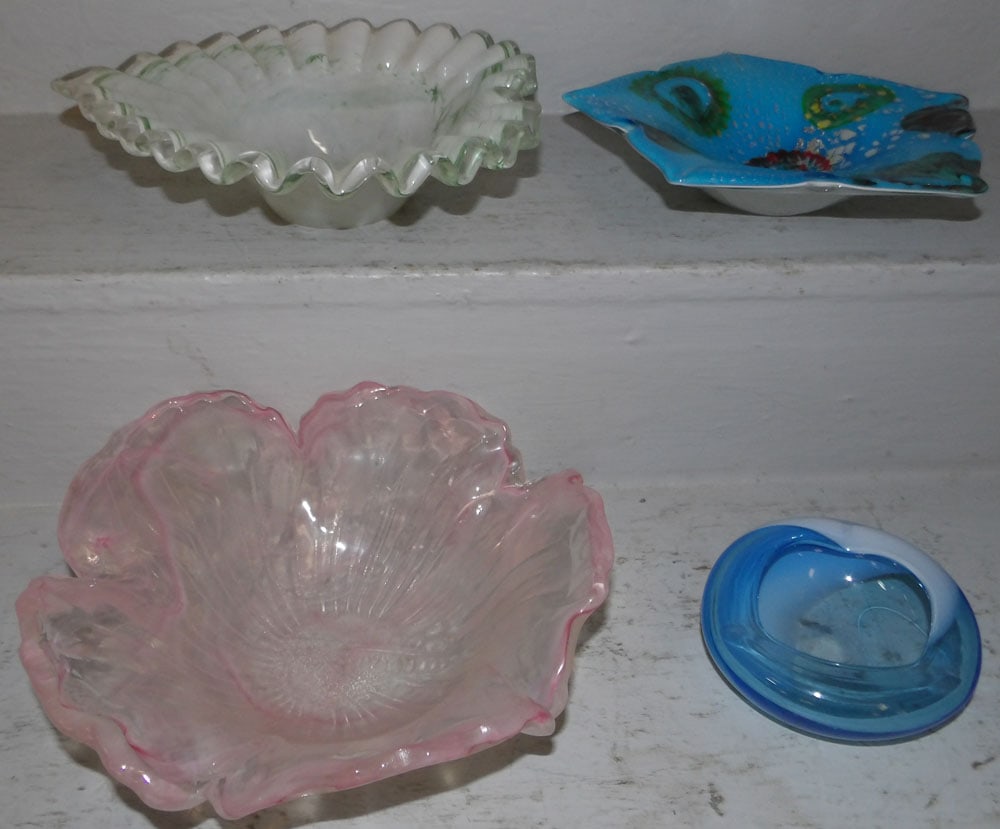 Lot of Art Glass Bowls, (One Labeled Murano): Lot of Art Glass Bowls, (One Labeled Murano). Up to 9 1/2" Dia.