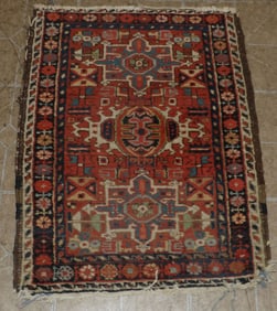 2' x 2' 8" Handmade Oriental Rug