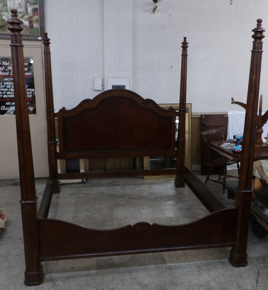 Cherry King Size Bed with Canopy  (1 of 10)