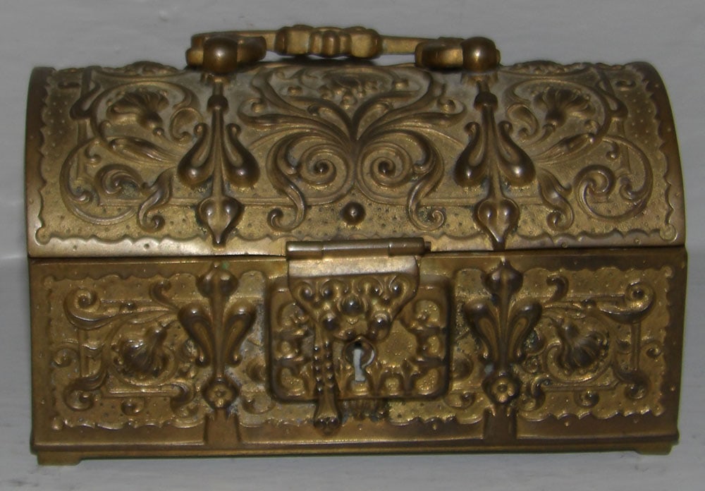 Antique Ornate Dome Top German Dresser Box: Antique Ornate Dome Top German Dresser Box. 3" H 5 1/4" W 3" D