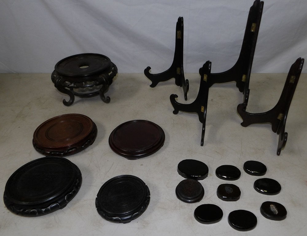 Lot of Oriental Wood Stands (1 of 4)