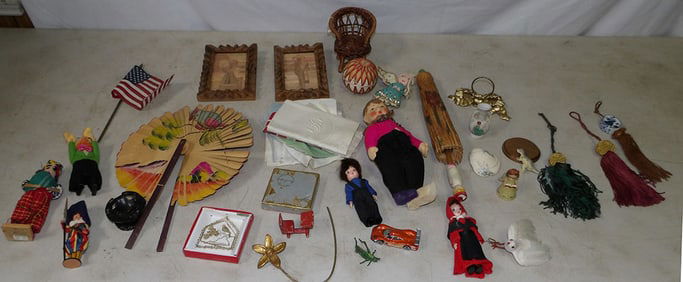 Lot of Vintage Dolls