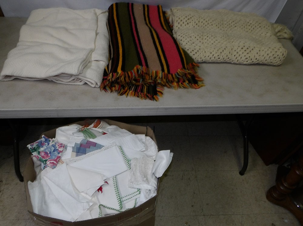 Lot of Coverlets: Lot of Coverlets. Up to 96" W ALL DESCRIPTIONS AND ANY CONDITION STATEMENT GIVEN BY LANGSTON AUCTION GALLERY ARE STRICTLY OPINIONS AND LANGSTON'S SHALL HAVE NO RESPONSIBILITY FOR ERRORS OR OMISSIONS. 