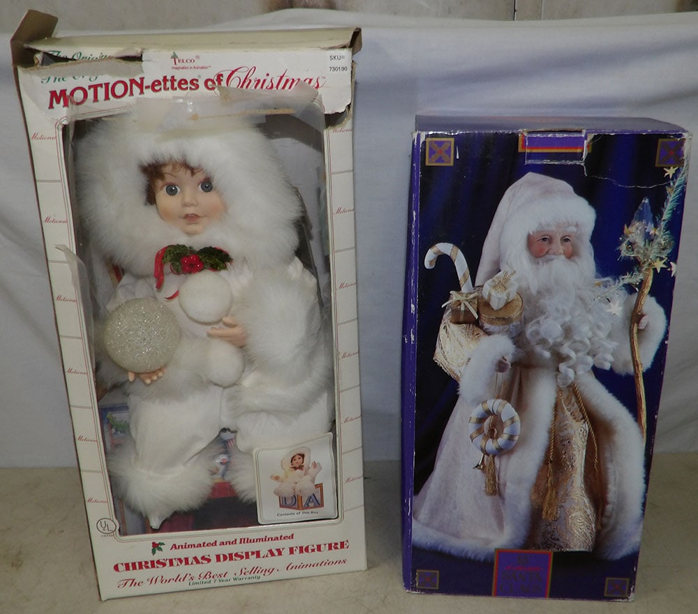 Two Santa Claus Dolls (1 of 3)