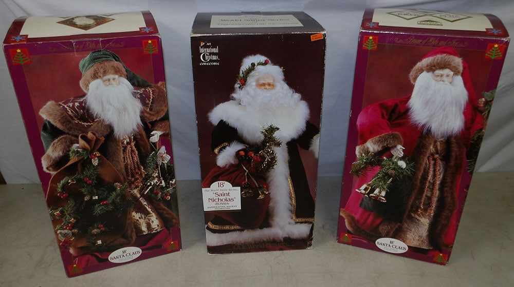 Three Santa Claus Dolls in Boxes (1 of 3)