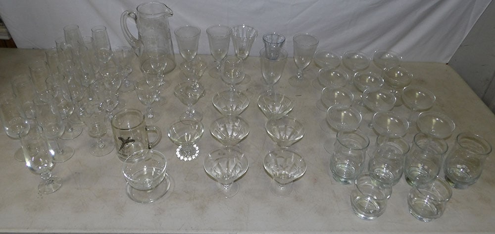 Lot of Stemware: Lot of Stemware . Up to 4" H 4" W 5" D ALL DESCRIPTIONS AND ANY CONDITION STATEMENT GIVEN BY LANGSTON AUCTION GALLERY ARE STRICTLY OPINIONS AND LANGSTON'S SHALL HAVE NO RESPONSIBILITY FOR ERRORS OR OM