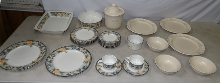 Lot of Mixed China