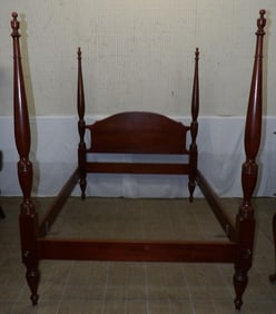 Mahogany Four Post Full Size Bed with Rails