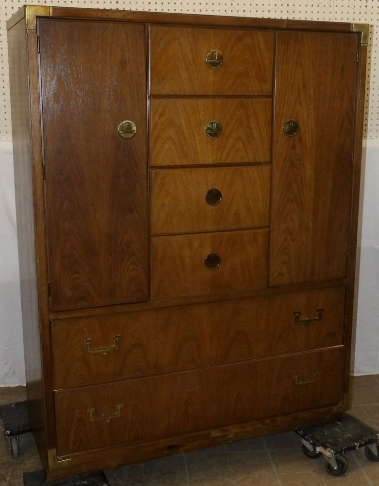 Mid Century Modern Walnut Campaign Gentleman's Chest by Thomasville: Mid Century Modern Walnut Campaign Gentleman's Chest by Thomasville. 55 1/4" H 42" W 19 1/4" D ALL DESCRIPTIONS AND ANY CONDITION STATEMENT GIVEN BY LANGSTON AUCTION GALLERY ARE STRICTLY OPINIONS AND