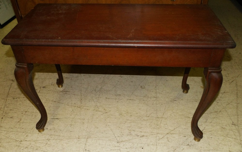 Cherry Piano Bench: Cherry Piano Bench. 18 3/4" H 30" W 14" D ALL DESCRIPTIONS AND ANY CONDITION STATEMENT GIVEN BY LANGSTON AUCTION GALLERY ARE STRICTLY OPINIONS AND LANGSTON'S SHALL HAVE NO RESPONSIBILITY FOR ERRORS OR