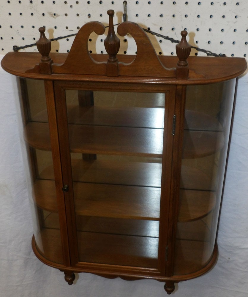 Mahogany & Glass Hanging Cabinet: Mahogany & Glass Hanging Cabinet. 22" H 19 1/2" W 6" D ALL DESCRIPTIONS AND ANY CONDITION STATEMENT GIVEN BY LANGSTON AUCTION GALLERY ARE STRICTLY OPINIONS AND LANGSTON'S SHALL HAVE NO RESPONSIBILITY