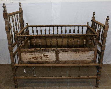 Antique Walnut Baby Cradle: Antique Walnut Baby Cradle . 36 1/4" H 43 1/2" W 22 1/4" D ALL DESCRIPTIONS AND ANY CONDITION STATEMENT GIVEN BY LANGSTON AUCTION GALLERY ARE STRICTLY OPINIONS AND LANGSTON'S SHALL HAVE NO RESPONSIBIL