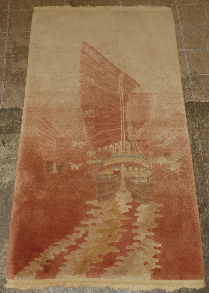 2' 6" x 4' 8" Handmade Oriental Rug: 2' 6" x 4' 8" Handmade Oriental Rug. ALL DESCRIPTIONS AND ANY CONDITION STATEMENT GIVEN BY LANGSTON AUCTION GALLERY ARE STRICTLY OPINIONS AND LANGSTON'S SHALL HAVE NO RESPONSIBILITY FOR ERRORS OR OMIS