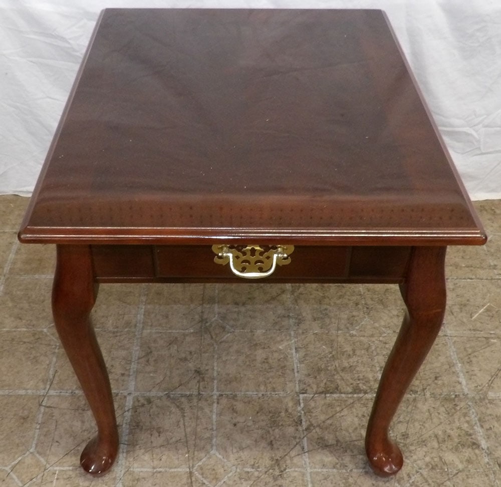 Mahogany One Drawer End Table (1 of 6)