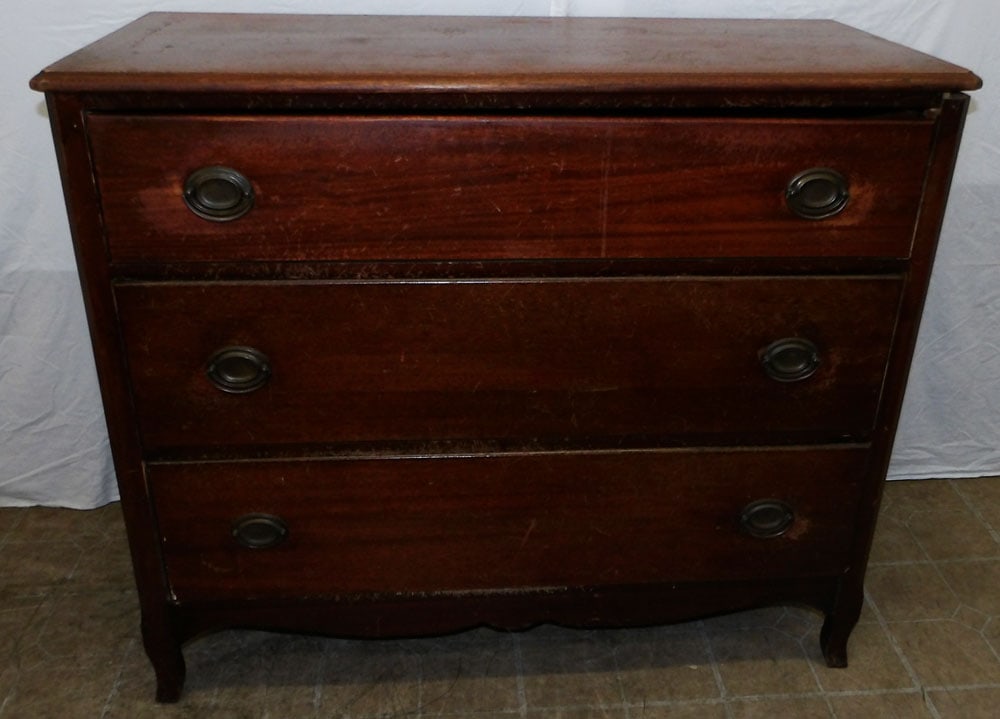 Mahogany Three Drawer Chest (1 of 5)