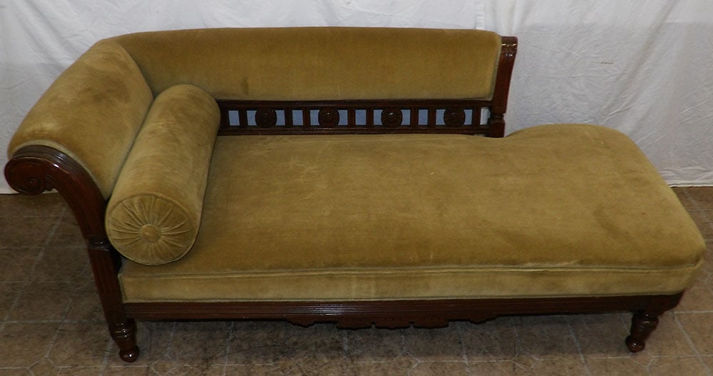Antique Walnut Victorian & Upholstered Chase Lounge: Antique Walnut Victorian & Upholstered Chase Lounge. 24 1/2" H 62 1/2" W 26" D ALL DESCRIPTIONS AND ANY CONDITION STATEMENT GIVEN BY LANGSTON AUCTION GALLERY ARE STRICTLY OPINIONS AND LANGSTON'S SHALL