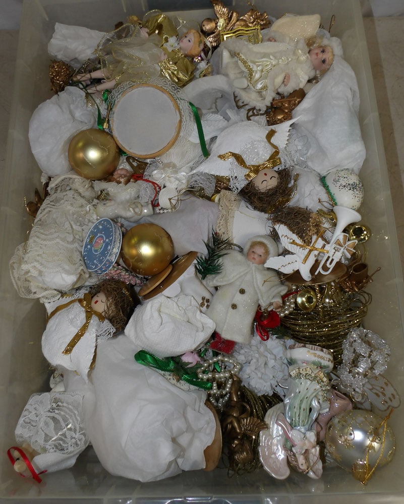 Lot of Christmas Ornaments: Lot of Christmas Ornaments. Up to 6" H 4 1/2" W 3" D ALL DESCRIPTIONS AND ANY CONDITION STATEMENT GIVEN BY LANGSTON AUCTION GALLERY ARE STRICTLY OPINIONS AND LANGSTON'S SHALL HAVE NO RESPONSIBILITY FO