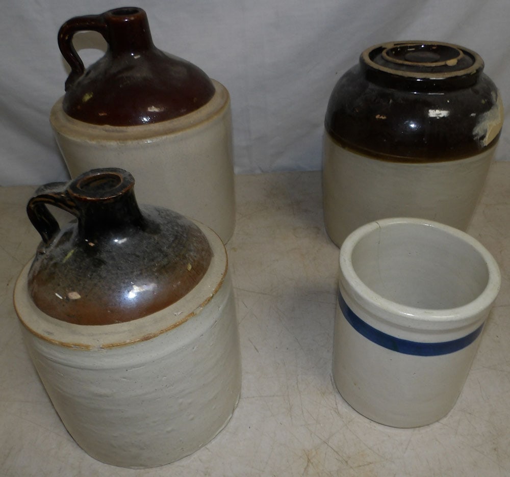 Lot of Stoneware Jugs & Crock (1 of 3)