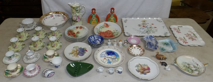 Lot of Porcelain Items