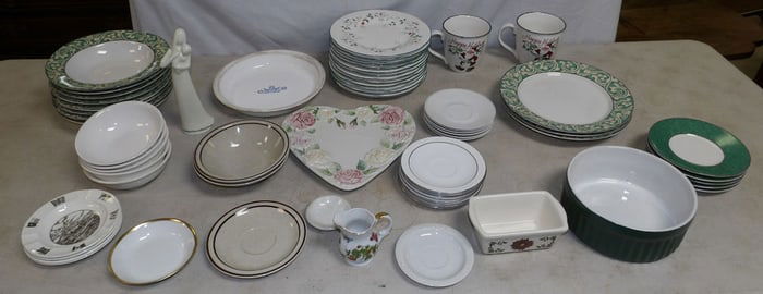 Lot of Porcelain Items