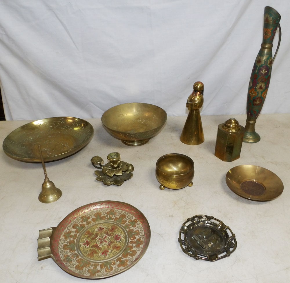 Lot of Brass Items: Lot of Brass Items . Up to 10" W 3 1/2" D ALL DESCRIPTIONS AND ANY CONDITION STATEMENT GIVEN BY LANGSTON AUCTION GALLERY ARE STRICTLY OPINIONS AND LANGSTON'S SHALL HAVE NO RESPONSIBILITY FOR ERRORS OR