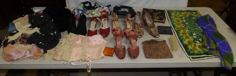 Lot of Vintage Ladies Shoes & Accessories: Lot of Vintage Ladies Shoes & Accessories. Up to 42" W 13 1/2" D ALL DESCRIPTIONS AND ANY CONDITION STATEMENT GIVEN BY LANGSTON AUCTION GALLERY ARE STRICTLY OPINIONS AND LANGSTON'S SHALL HAVE NO RESPO