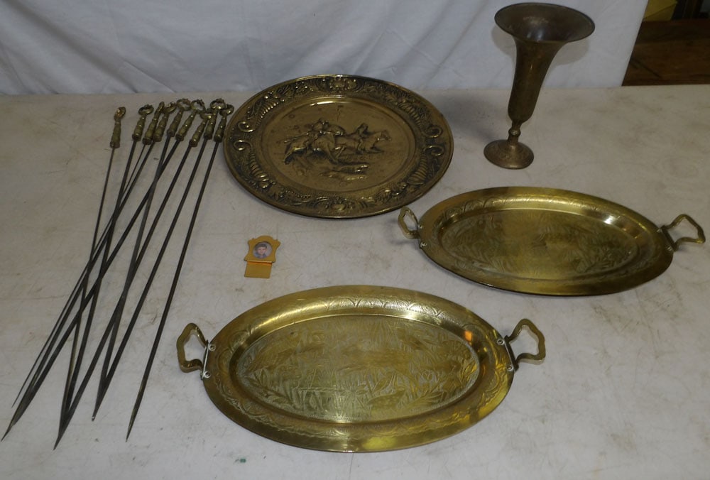 Lot of Brass Items: Lot of Brass Items . Up to 24 1/2" W ALL DESCRIPTIONS AND ANY CONDITION STATEMENT GIVEN BY LANGSTON AUCTION GALLERY ARE STRICTLY OPINIONS AND LANGSTON'S SHALL HAVE NO RESPONSIBILITY FOR ERRORS OR OMIS