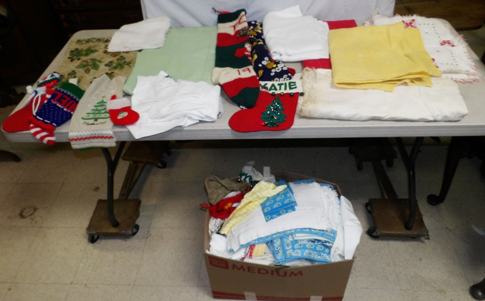 Lot of Linens: Lot of Linens . Up to 104" W ALL DESCRIPTIONS AND ANY CONDITION STATEMENT GIVEN BY LANGSTON AUCTION GALLERY ARE STRICTLY OPINIONS AND LANGSTON'S SHALL HAVE NO RESPONSIBILITY FOR ERRORS OR OMISSIONS. T