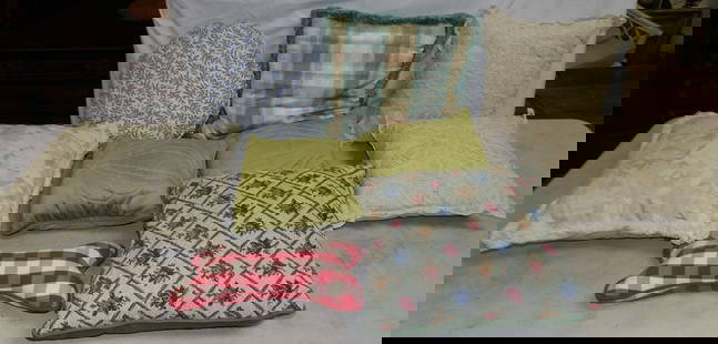 Lot of Pillows: Lot of Pillows . Up to 15" W ALL DESCRIPTIONS AND ANY CONDITION STATEMENT GIVEN BY LANGSTON AUCTION GALLERY ARE STRICTLY OPINIONS AND LANGSTON'S SHALL HAVE NO RESPONSIBILITY FOR ERRORS OR OMISSIONS. T