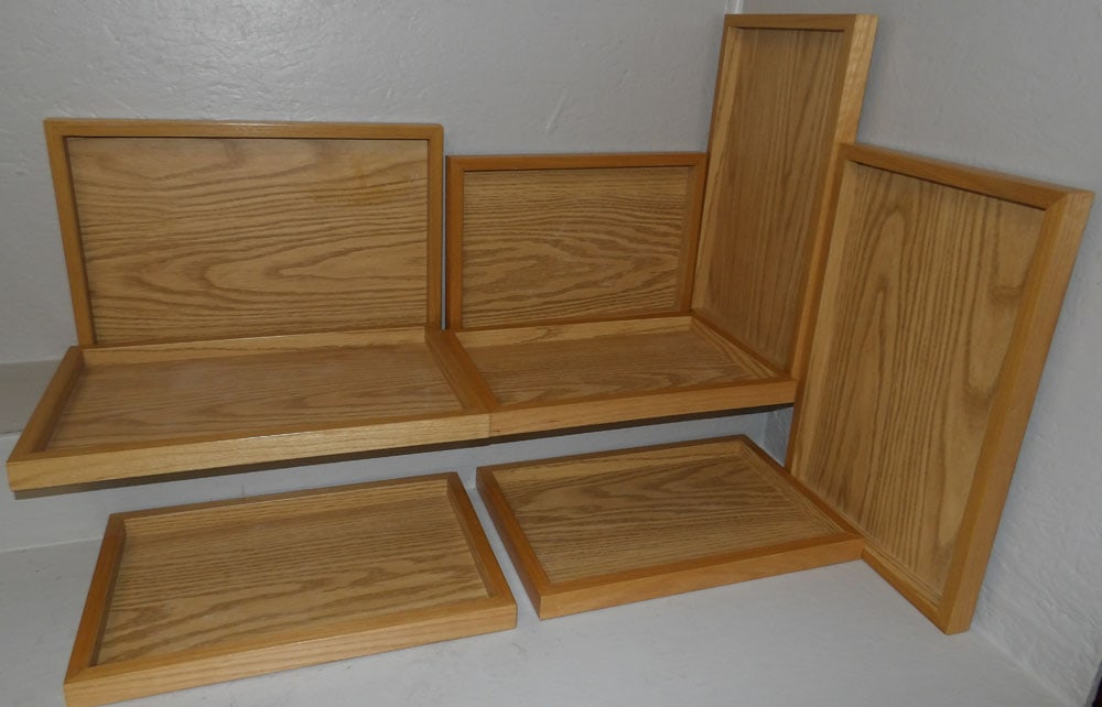 lot of oak trays: lot of oak trays. Up to 19 1/2" x 12 3/4" ALL DESCRIPTIONS AND ANY CONDITION STATEMENT GIVEN BY LANGSTON AUCTION GALLERY ARE STRICTLY OPINIONS AND LANGSTON'S SHALL HAVE NO RESPONSIBILITY FOR ERRORS OR