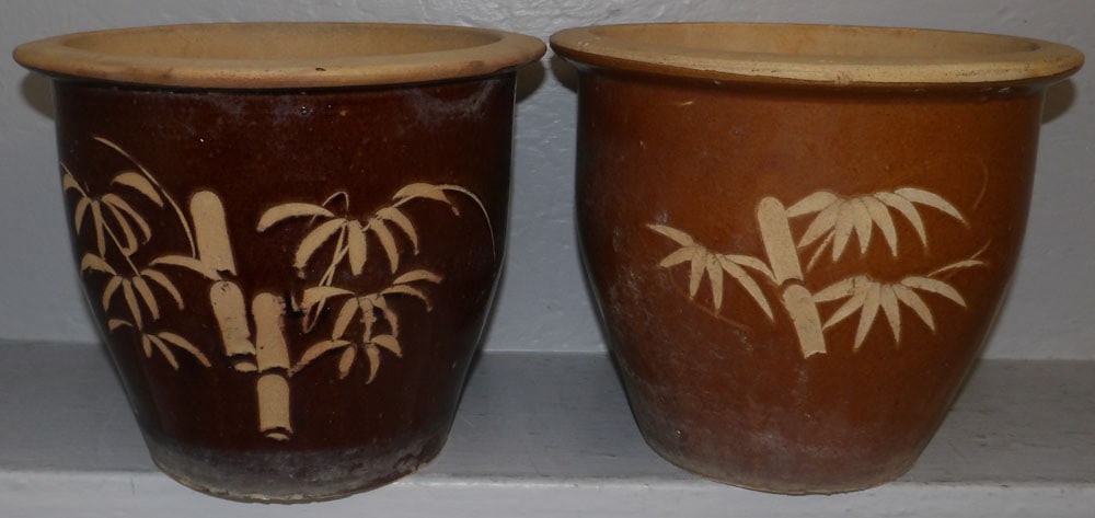 Pair of Chinese Pottery Jardinieres with Bamboo Motif: Pair of Chinese Pottery Jardinieres with Bamboo Motif. 9 1/2" H 12" Dia. ALL DESCRIPTIONS AND ANY CONDITION STATEMENT GIVEN BY LANGSTON AUCTION GALLERY ARE STRICTLY OPINIONS AND LANGSTON'S SHALL HAVE