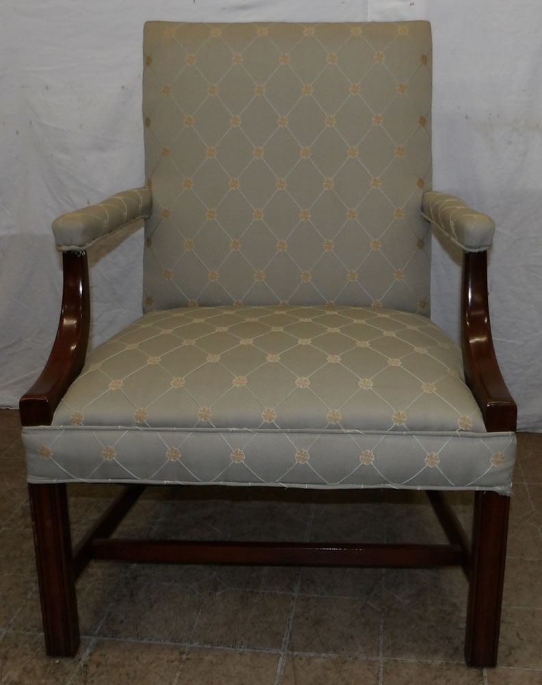 Mahogany & Upholstered Library Chair: Mahogany & Upholstered Library Chair . 38" H 27" W 26" D ALL DESCRIPTIONS AND ANY CONDITION STATEMENT GIVEN BY LANGSTON AUCTION GALLERY ARE STRICTLY OPINIONS AND LANGSTON'S SHALL HAVE NO RESPONSIBILIT