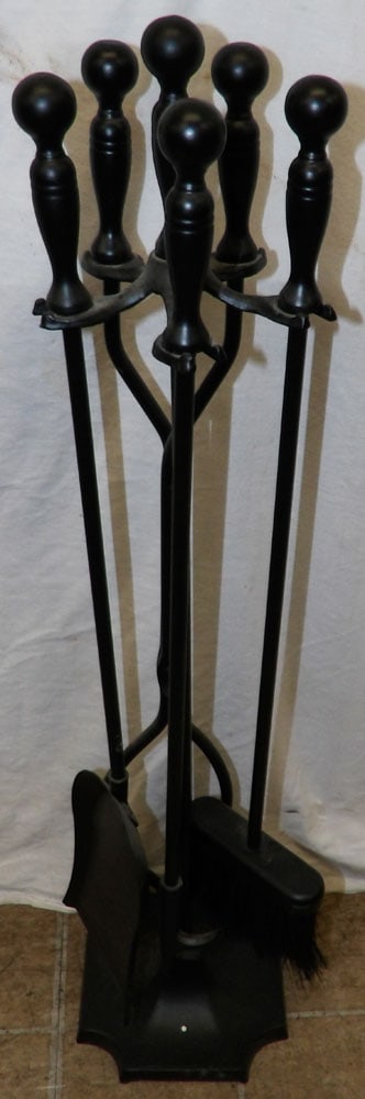 Painted Metal Fire Tools: Painted Metal Fire Tools . 31" H 7" Dia. ALL DESCRIPTIONS AND ANY CONDITION STATEMENT GIVEN BY LANGSTON AUCTION GALLERY ARE STRICTLY OPINIONS AND LANGSTON'S SHALL HAVE NO RESPONSIBILITY FOR ERRORS OR