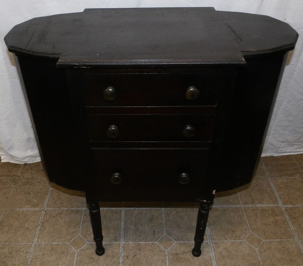 Mahogany Martha Washington Sewing Stand (1 of 9)