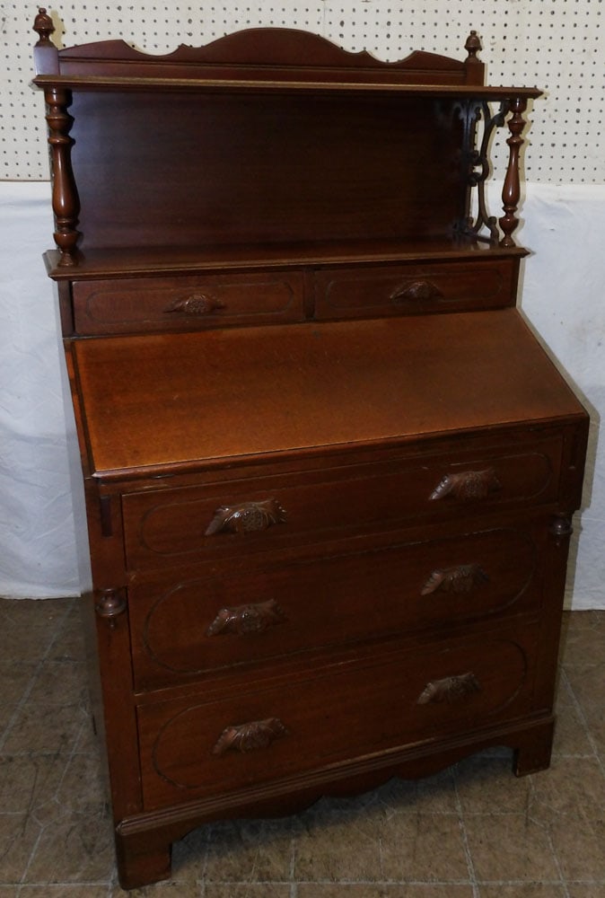 Mahogany Slant Front Desk: Mahogany Slant Front Desk . 55" H 33 1/2" W 18 1/2" D ALL DESCRIPTIONS AND ANY CONDITION STATEMENT GIVEN BY LANGSTON AUCTION GALLERY ARE STRICTLY OPINIONS AND LANGSTON'S SHALL HAVE NO RESPONSIBILITY F