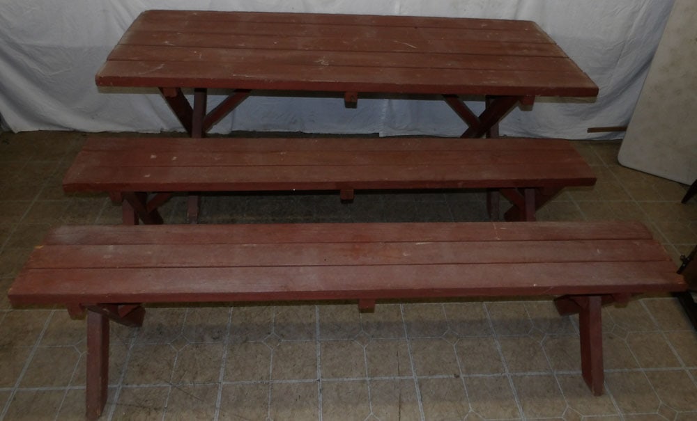 Painted Pine Picnic Table & Two Benches (1 of 4)