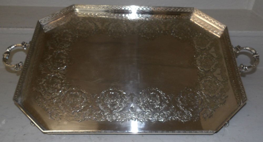 Silverplated Serving Tray with Gallery (1 of 6)