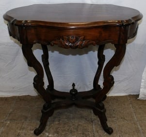 Antique Carved Walnut Victorian Turtle Form Top Lamp Table