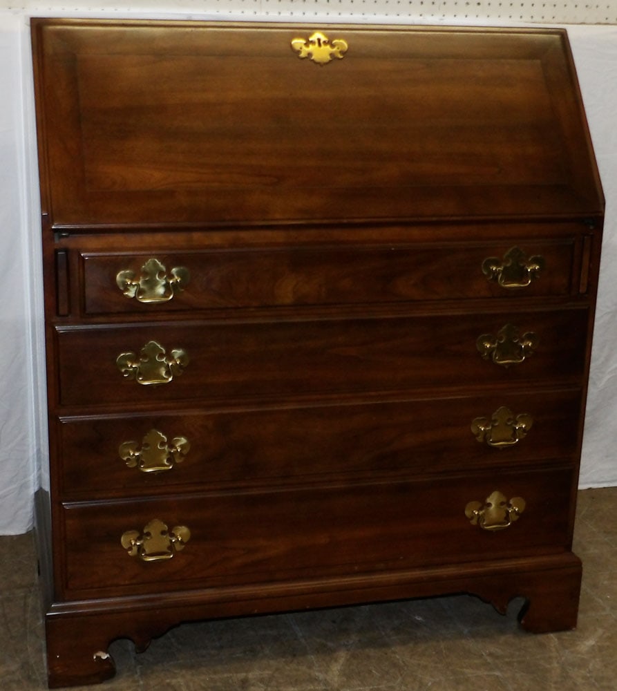 cherry slant front desk by Statton: cherry slant front desk by Statton . 42 1/2 H 38 1/4 W 20"1/4D ALL DESCRIPTIONS AND ANY CONDITION STATEMENT GIVEN BY LANGSTON AUCTION GALLERY ARE STRICTLY OPINIONS AND LANGSTON'S SHALL HAVE NO RESPONS