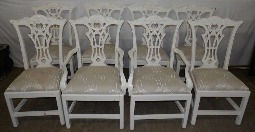 set of 8 painted wood Chippendale style dining chairs: set of 8 painted wood Chippendale style dining chairs . 39 1/2" H 22" W 20" D ALL DESCRIPTIONS AND ANY CONDITION STATEMENT GIVEN BY LANGSTON AUCTION GALLERY ARE STRICTLY OPINIONS AND LANGSTON'S SHALL 