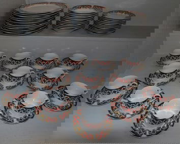 60 pieces of Gibson China Christmas holiday pattern